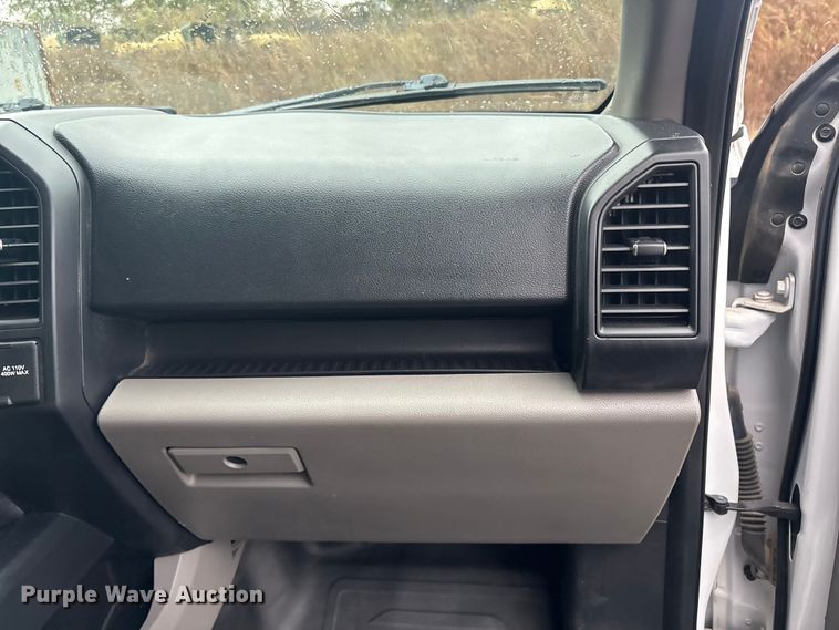 image for item EV2521 2020 Ford F150 XL SuperCrew pickup truck