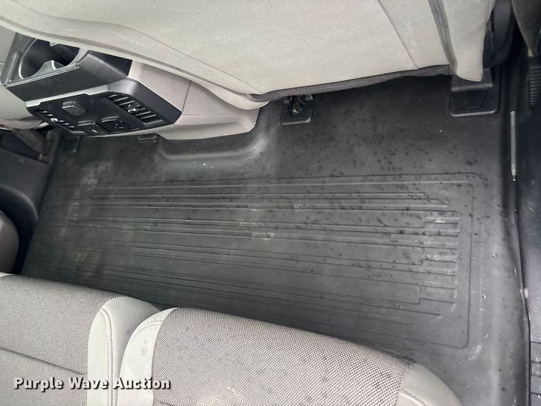 image for item EV2521 2020 Ford F150 XL SuperCrew pickup truck