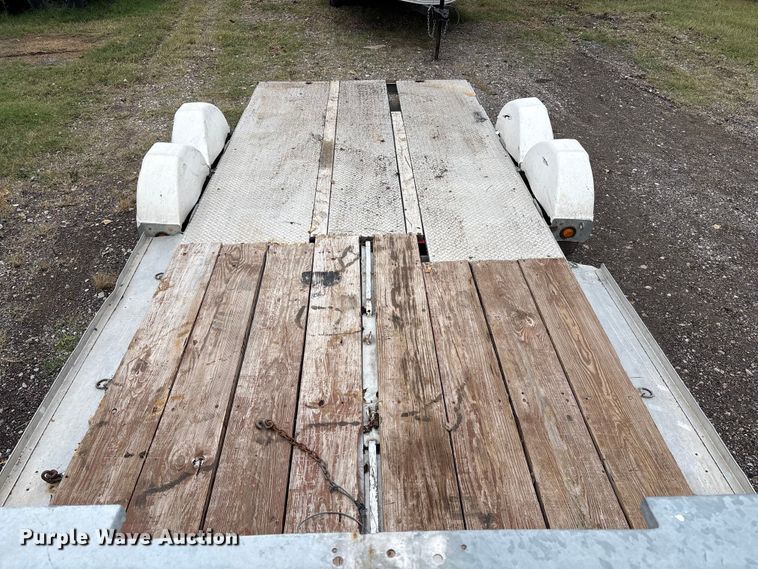 image for item EV2522 2010 Dempster utility trailer