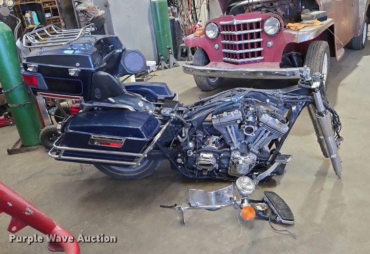 image for item EV2524 2004 Harley Davidson Electra Glide Ultra Classic motorcycle