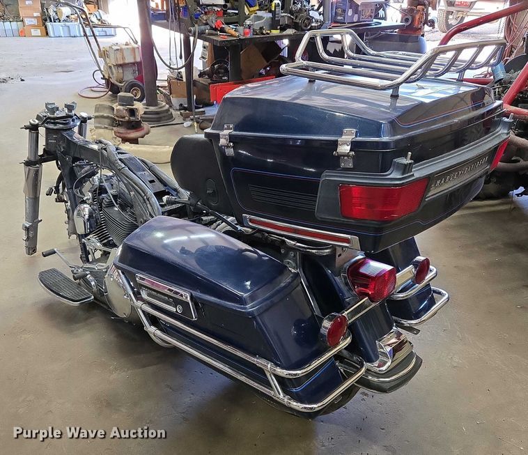 image for item EV2524 2004 Harley Davidson Electra Glide Ultra Classic motorcycle