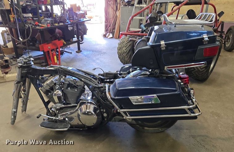 image for item EV2524 2004 Harley Davidson Electra Glide Ultra Classic motorcycle