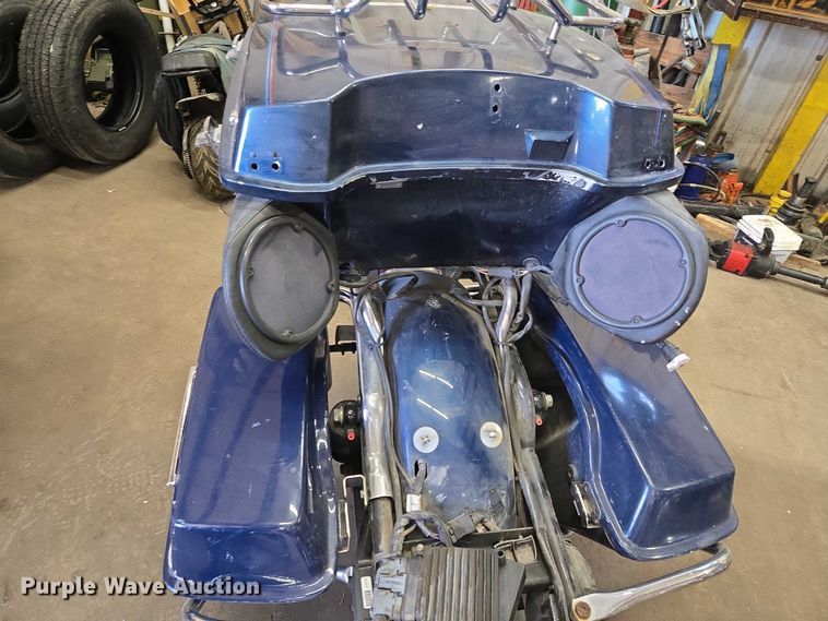 image for item EV2524 2004 Harley Davidson Electra Glide Ultra Classic motorcycle