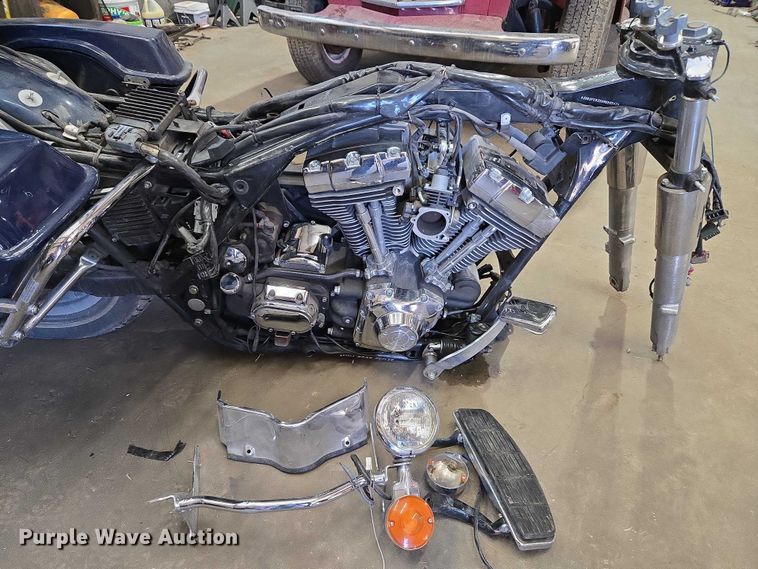 image for item EV2524 2004 Harley Davidson Electra Glide Ultra Classic motorcycle