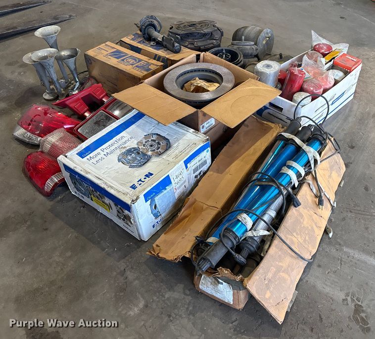 image for item EV2525 Heavy truck parts