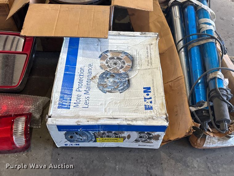 image for item EV2525 Heavy truck parts