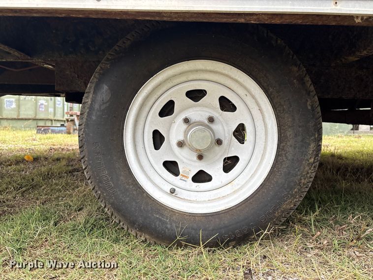 image for item EV2528 2012 Haulmark VT818BT-102 enclosed cargo trailer