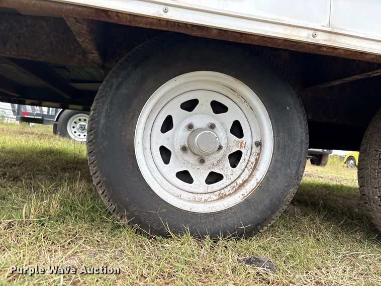 image for item EV2528 2012 Haulmark VT818BT-102 enclosed cargo trailer