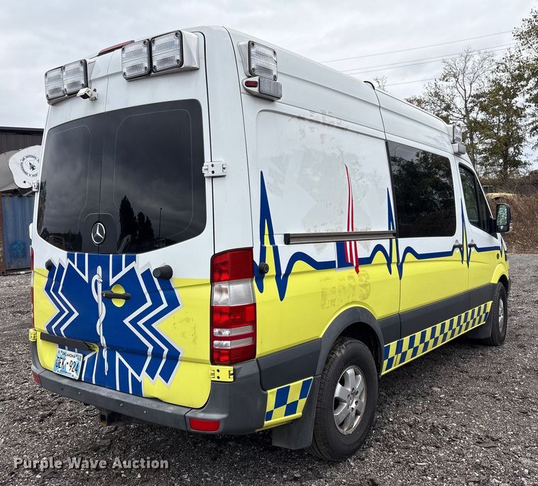 image for item EV2530 2012 Mercedes Benz Sprinter van