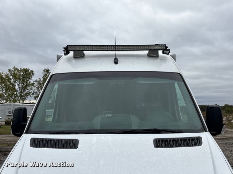 image for item EV2530 2012 Mercedes Benz Sprinter van