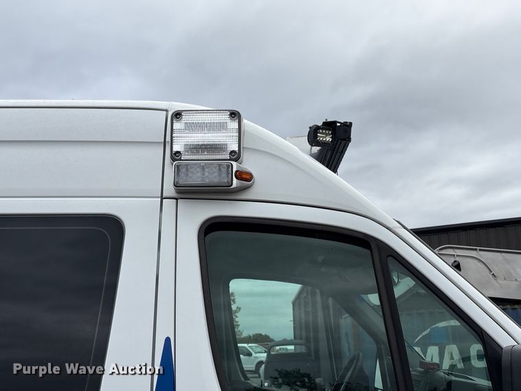 image for item EV2530 2012 Mercedes Benz Sprinter van