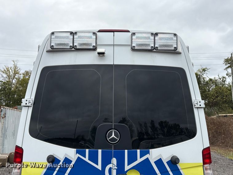 image for item EV2530 2012 Mercedes Benz Sprinter van