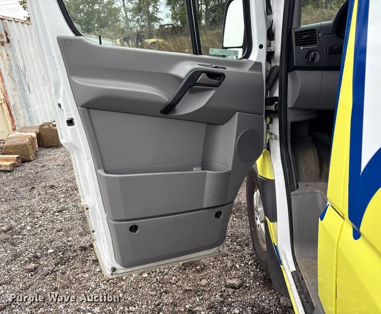 image for item EV2530 2012 Mercedes Benz Sprinter van