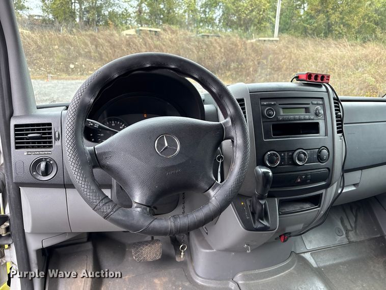 image for item EV2530 2012 Mercedes Benz Sprinter van
