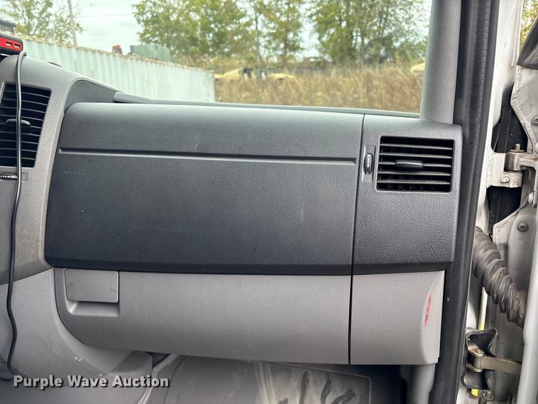 image for item EV2530 2012 Mercedes Benz Sprinter van