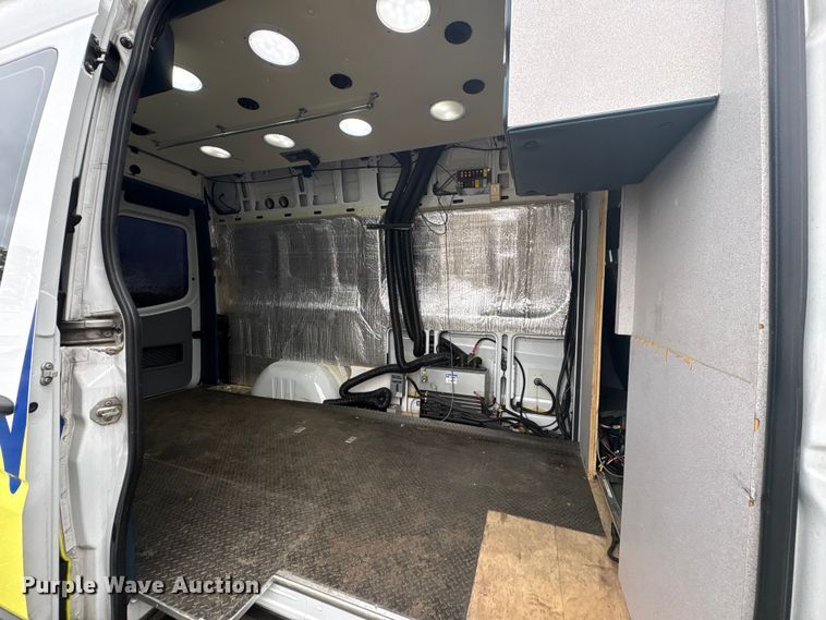 image for item EV2530 2012 Mercedes Benz Sprinter van