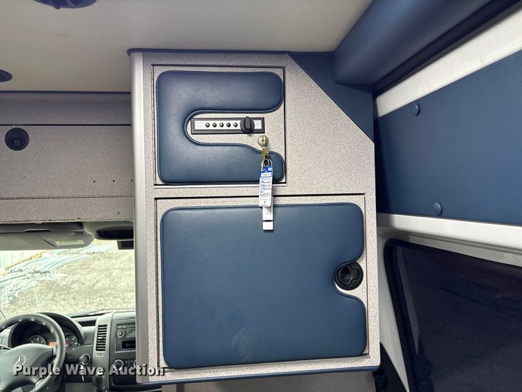 image for item EV2530 2012 Mercedes Benz Sprinter van