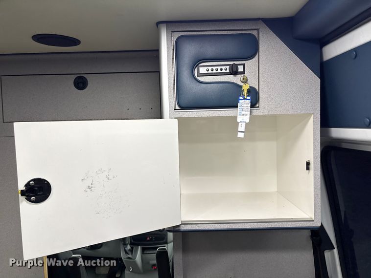 image for item EV2530 2012 Mercedes Benz Sprinter van