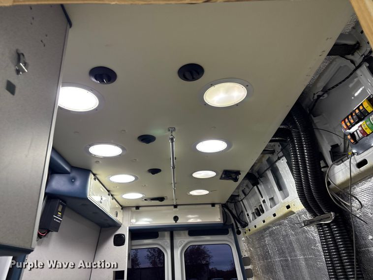 image for item EV2530 2012 Mercedes Benz Sprinter van