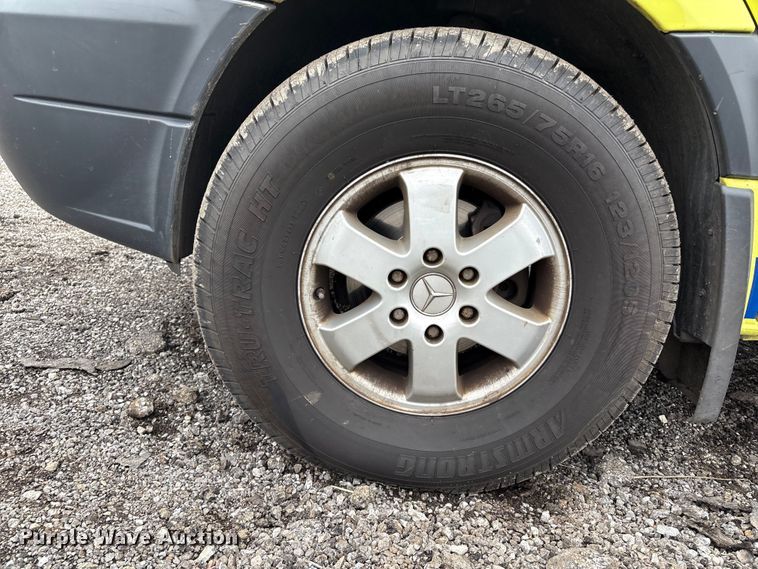 image for item EV2530 2012 Mercedes Benz Sprinter van