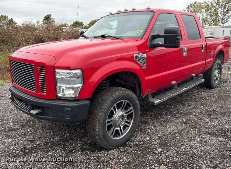 image for item EV2531 2008 Ford F350 Super Duty  Crew Cab pickup truck