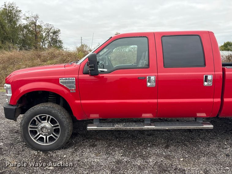 image for item EV2531 2008 Ford F350 Super Duty  Crew Cab pickup truck