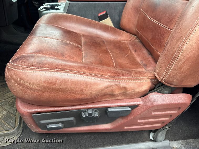 image for item EV2531 2008 Ford F350 Super Duty  Crew Cab pickup truck