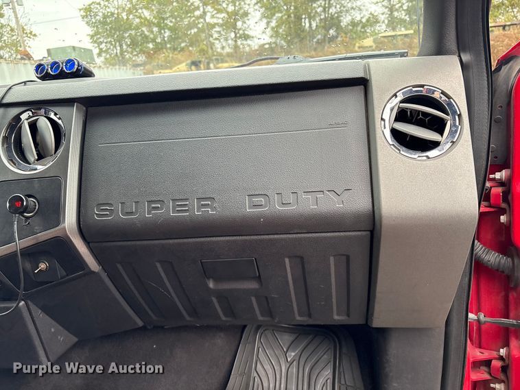 image for item EV2531 2008 Ford F350 Super Duty  Crew Cab pickup truck