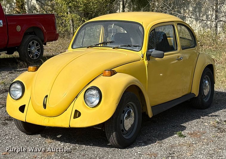 image for item EV2532 1976 Volkswagen Beetle 