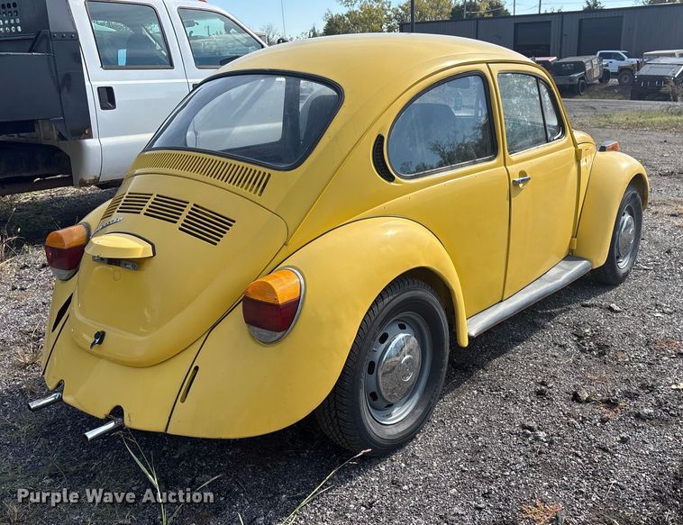 image for item EV2532 1976 Volkswagen Beetle 