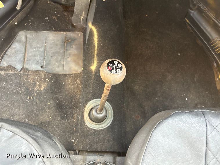 image for item EV2532 1976 Volkswagen Beetle 