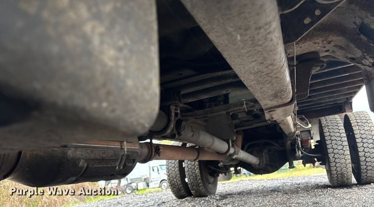 image for item EV2533 2008 Ford F550 Super Duty XL dump bed pickup truck