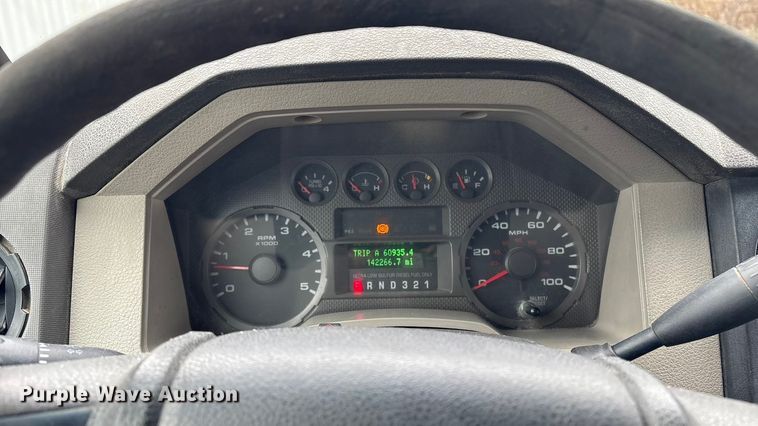 image for item EV2533 2008 Ford F550 Super Duty XL dump bed pickup truck