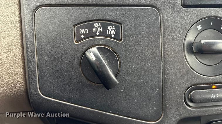 image for item EV2533 2008 Ford F550 Super Duty XL dump bed pickup truck