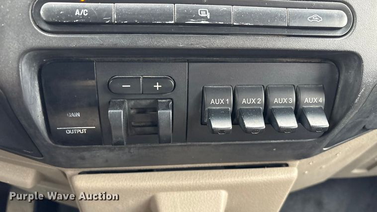 image for item EV2533 2008 Ford F550 Super Duty XL dump bed pickup truck