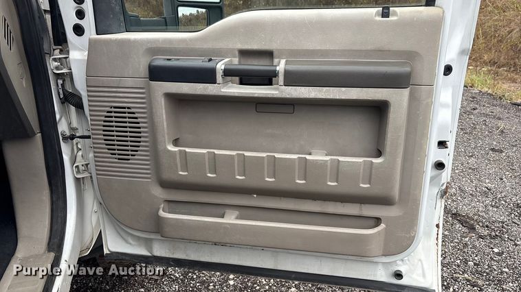 image for item EV2533 2008 Ford F550 Super Duty XL dump bed pickup truck