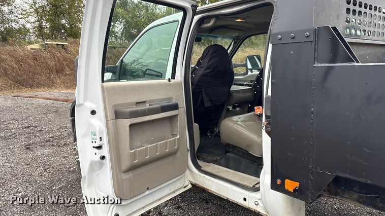 image for item EV2533 2008 Ford F550 Super Duty XL dump bed pickup truck