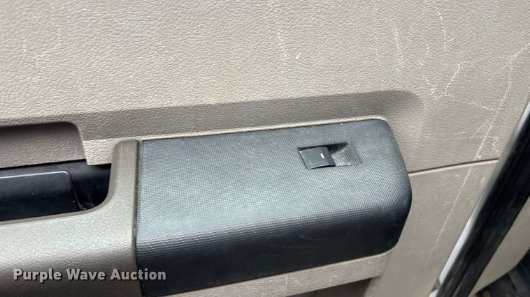 image for item EV2533 2008 Ford F550 Super Duty XL dump bed pickup truck