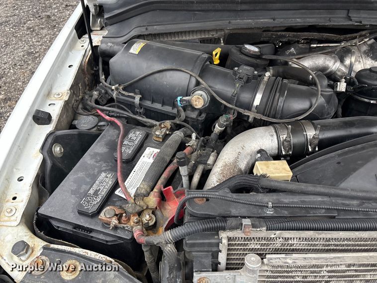 image for item EV2533 2008 Ford F550 Super Duty XL dump bed pickup truck