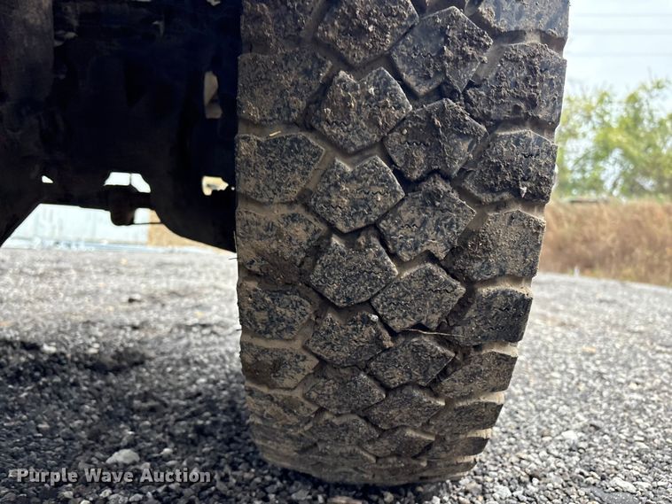 image for item EV2533 2008 Ford F550 Super Duty XL dump bed pickup truck