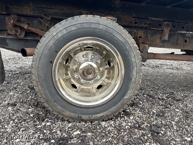 image for item EV2533 2008 Ford F550 Super Duty XL dump bed pickup truck