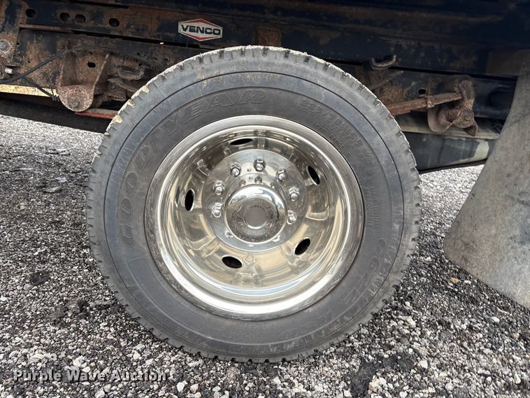 image for item EV2533 2008 Ford F550 Super Duty XL dump bed pickup truck