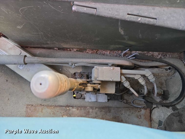 image for item EV2535 1986 AM General M934 flatbed truck