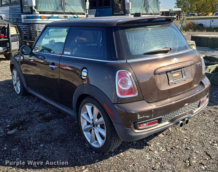 image for item EV2537 2011 Mini Cooper S 