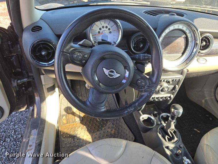 image for item EV2537 2011 Mini Cooper S 