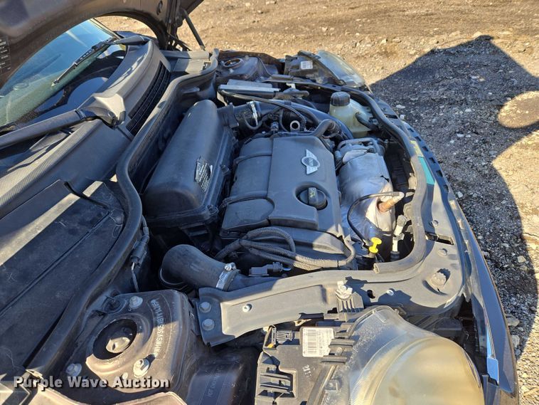 image for item EV2537 2011 Mini Cooper S 