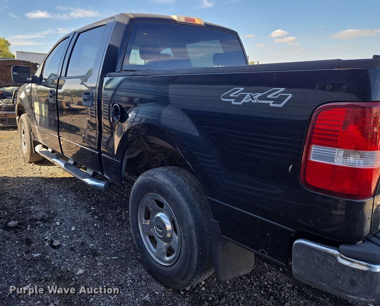 image for item EV2538 2005 Ford F150 XLT SuperCrew pickup truck