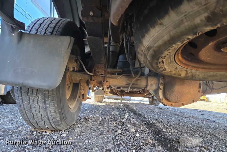 image for item EV2538 2005 Ford F150 XLT SuperCrew pickup truck