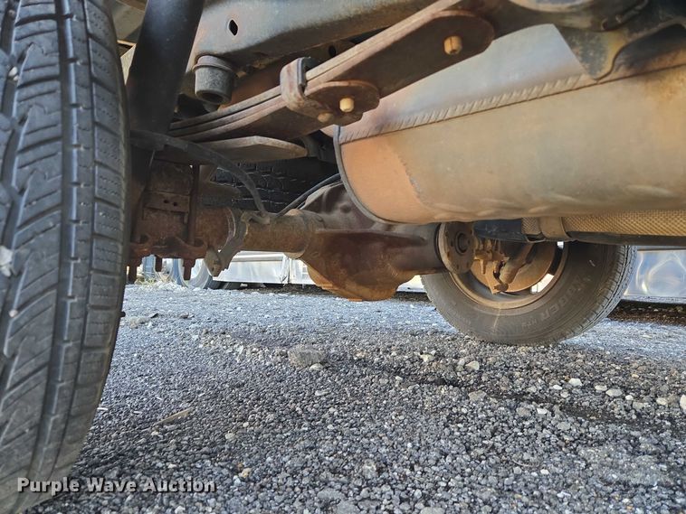 image for item EV2538 2005 Ford F150 XLT SuperCrew pickup truck