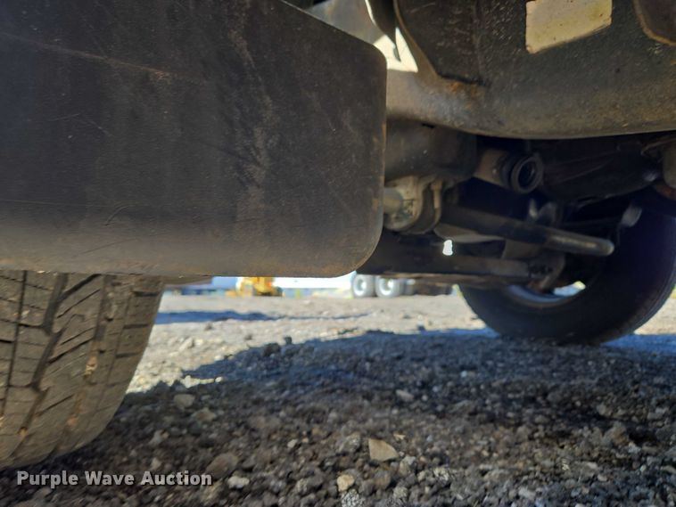 image for item EV2538 2005 Ford F150 XLT SuperCrew pickup truck